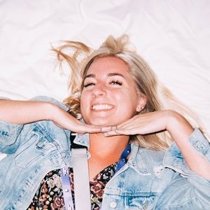 Meet your Posher, Mallory